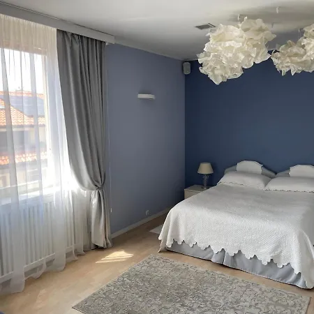 Loft 公寓 瓦雷泽